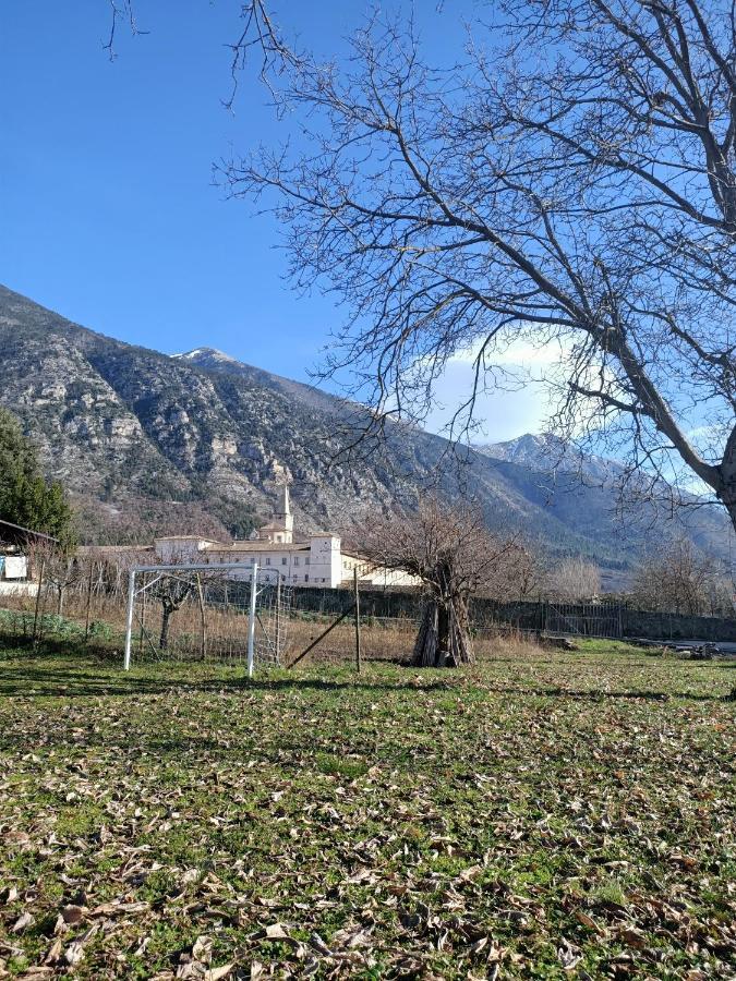 Rossomattone Countryhouse Сульмона Экстерьер фото